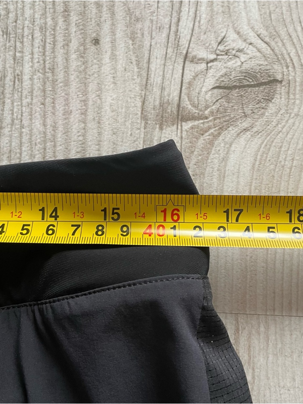 Run on Clouds Men’s Black Athletic Shorts with Built-in Underwear-L-Like New! - Picture 6 of 8